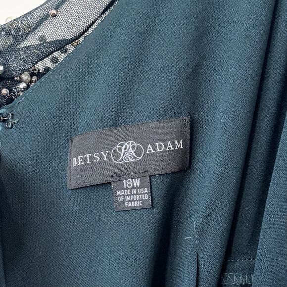 Betsy & Adam Plus "Emily" Short Scuba Crepe Beaded Flutter Sleeve Dress 18W Pine - Picture 5 of 14